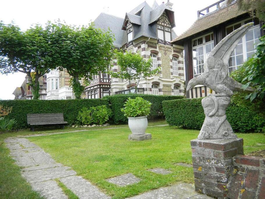 Les Embruns - Le Balcon - 2Eme Etage Lägenhet Deauville Exteriör bild